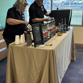 Cream N Sugar Coffee Bar - Baristas - Coffee & Tea Near Me - Hickory, Pennsylvania