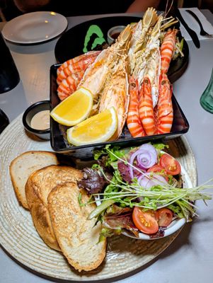 Dundees on the Waterfront by null