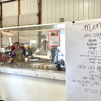 Brecknock Orchard - Doughnut/drink station - Fruits & Veggies Near Me - Mohnton, Pennsylvania