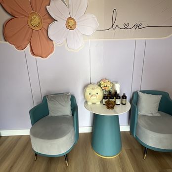 Muse Scalp Care - Lobby - Hair Loss Centers Near Me - Hacienda Heights, California Muse Scalp Care - Lobby - Hair Loss Centers Near Me - Hacienda Heights, California
