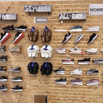 Road Runner Sports - Huge selection - Shoe Stores Near Me - Hilliard, Ohio Road Runner Sports - Huge selection - Shoe Stores Near Me - Hilliard, Ohio