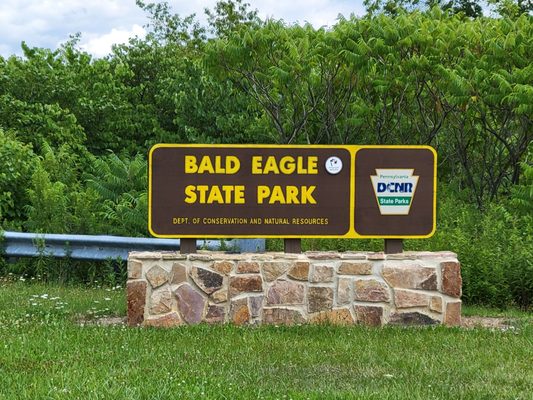 Bald Eagle State Park by null