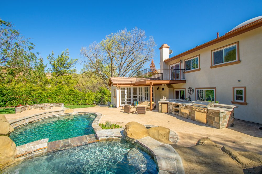 UNDER THE SEA Updated August 2024 147 Photos & 18 Reviews Santa