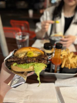 Tanner's Prime Burgers by null