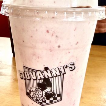 Giovanni's Pizza Carpinteria - Strawberry Milkshake. - Pizza Near Me - Carpinteria, California