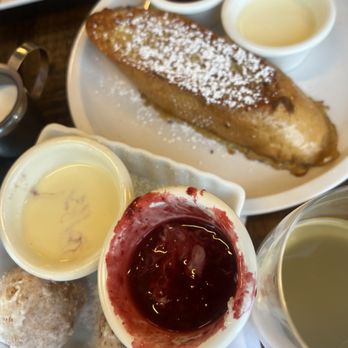 Four Friends Kitchen - Berries and Cream French Toast - Southern Near Me - Denver, Colorado