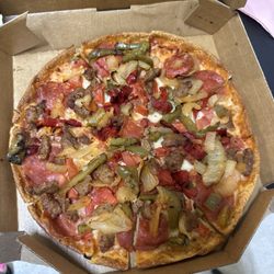 Pizza Hut - Not at all what I ordered. Tried calling three times and no answer!