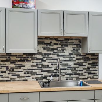 Shine Tile - a kitchen with stainless steel appliances - Flooring Near Me Shine Tile - a kitchen with stainless steel appliances - Flooring Near Me