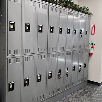 Harrison Physical Therapy, PC - Lockers for the clientele - Physical Therapy Near Me - Fishkill, New York