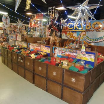 お宝市場 お台場店 港区台場1 6 1 港区 東京都 Japan Yelp