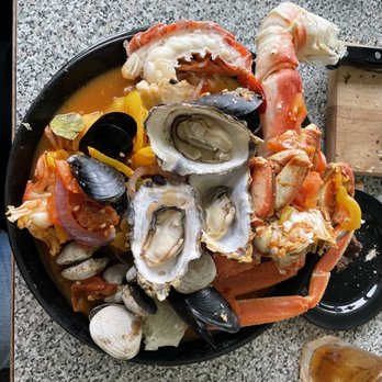 Pirate's Cove Restaurant - Shellfish Bouillabaisse - a giant selection of fresh seafood - Seafood Near Me - Garibaldi, Oregon