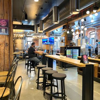 Goose Island - Breweries Near Me - Toronto, Ontario