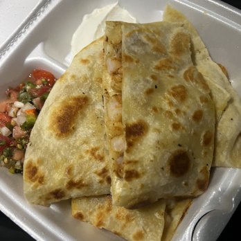 La Sarten Express Food - Shrimp quesadilla - Food Trucks Near Me - Philadelphia, Pennsylvania La Sarten Express Food - Shrimp quesadilla - Food Trucks Near Me - Philadelphia, Pennsylvania