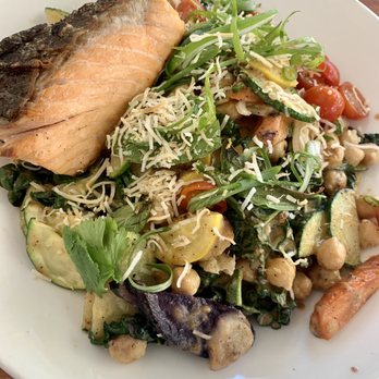 Mattie's - Basmati Bowl w Salmon - delicious and BIG portion - American Near Me - Austin, Texas Mattie's - Basmati Bowl w Salmon - delicious and BIG portion - American Near Me - Austin, Texas