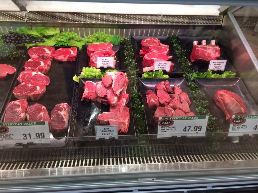 NEW WORLD Updated September 2024 108110 Main Rd, Kumeu, Auckland