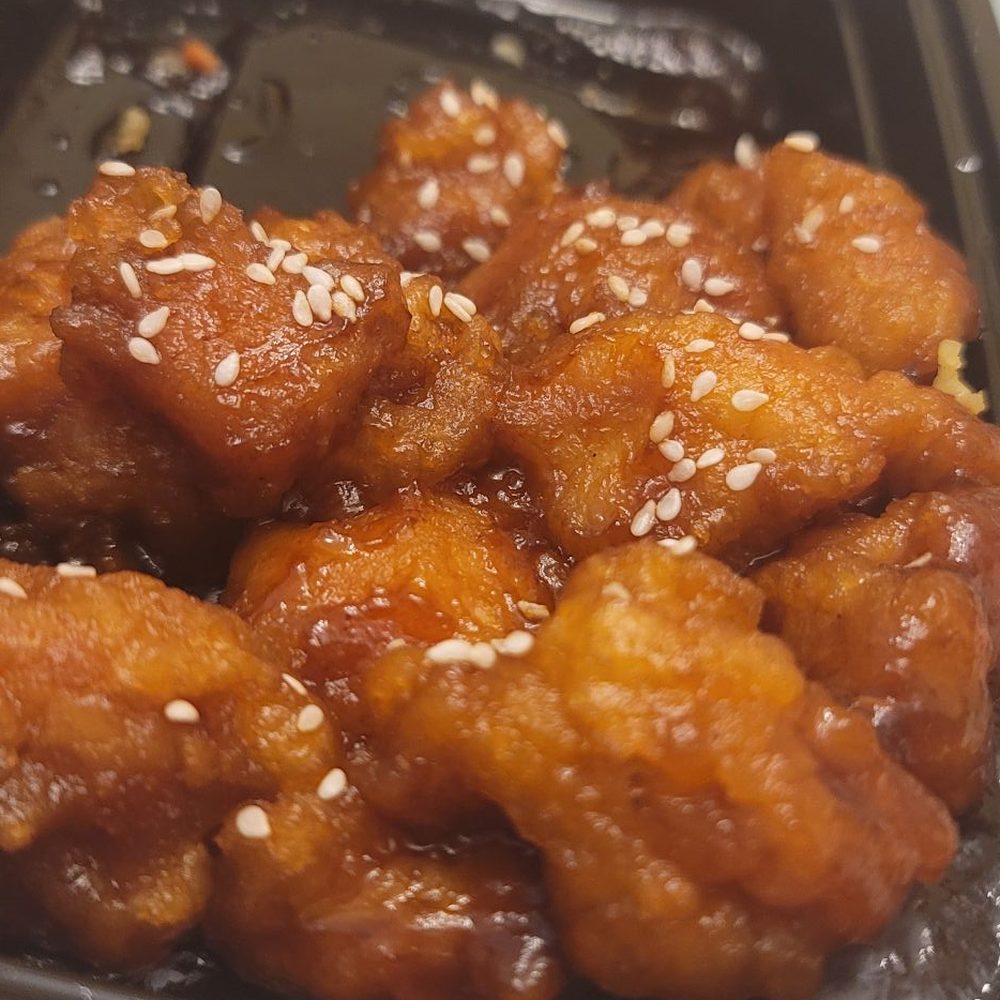 Lee’s Kitchen - Sesame Chicken - Chinese Near Me - Wildwood, Florida