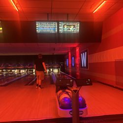 AMF Windsor Lanes - Bowling lane