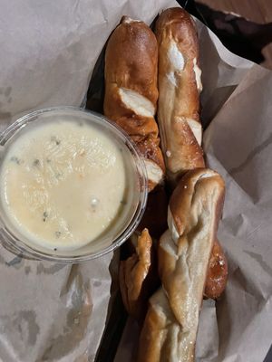 Moviehouse & Eatery by Cinépolis SW Austin by null