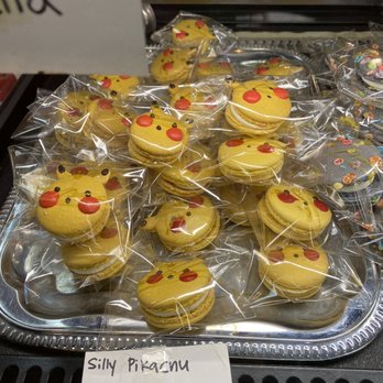 Crown Bakery - Cute macaroons - Bakeries Near Me - Las Vegas, Nevada