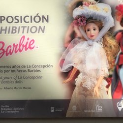 Jardin Botánico La concepcion - There's an unconventional, but we'll executed Barbie display