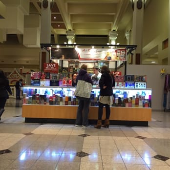 A & R Perfumes - Cosmetics & Beauty Supply Near Me - Cincinnati, Ohio