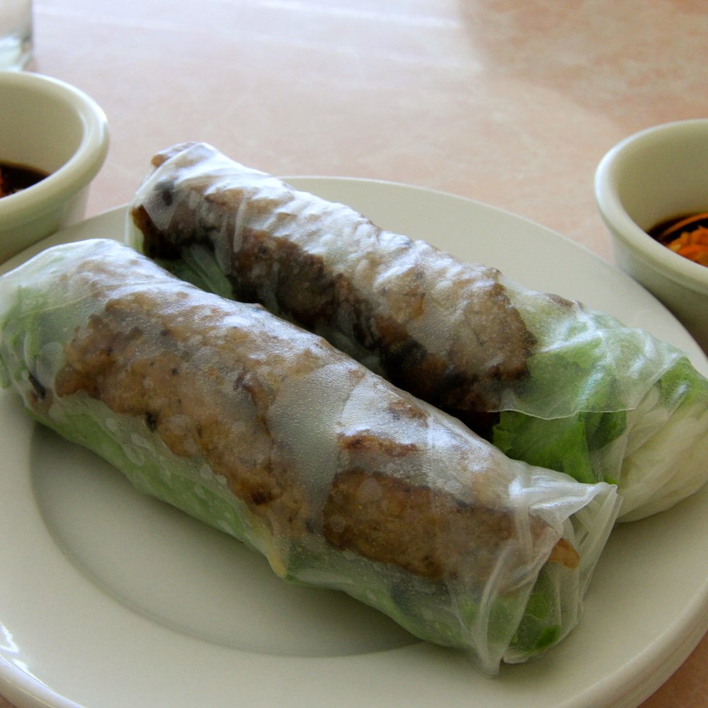 Da Vang Restaurant - These were fresh made spring rolls. I love how they gave us 2 plates and 2 hoisin sauce dips. - Vietnamese Near Me - Phoenix, Arizona Da Vang Restaurant - These were fresh made spring rolls. I love how they gave us 2 plates and 2 hoisin sauce dips. - Vietnamese Near Me - Phoenix, Arizona