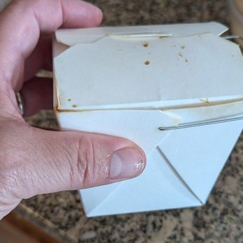 Yen Ching Restaurant - Entree box for 18 dollars - Chinese Near Me - Saint Louis, Missouri Yen Ching Restaurant - Entree box for 18 dollars - Chinese Near Me - Saint Louis, Missouri