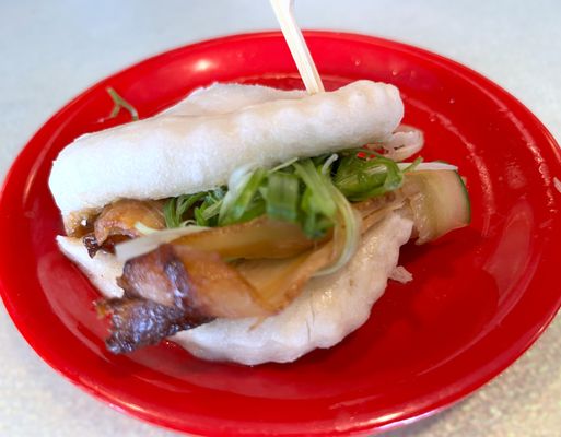 Dragonfly Noodle by null