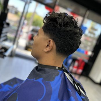Barber Club - Medium taper with curls - Barbers Near Me - Lawndale, California Barber Club - Medium taper with curls - Barbers Near Me - Lawndale, California