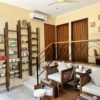Quinto Elemento Spa Playa del Carmen - Manicure & Pedicure area. Water Element - Day Spas Near Me - Playa del Carmen, ROO Quinto Elemento Spa Playa del Carmen - Manicure & Pedicure area. Water Element - Day Spas Near Me - Playa del Carmen, ROO