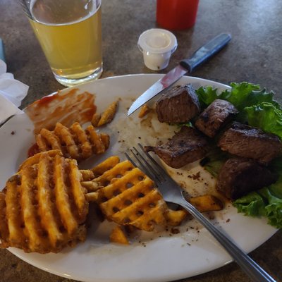 Bud Jackson’s Eatery & Taps by null