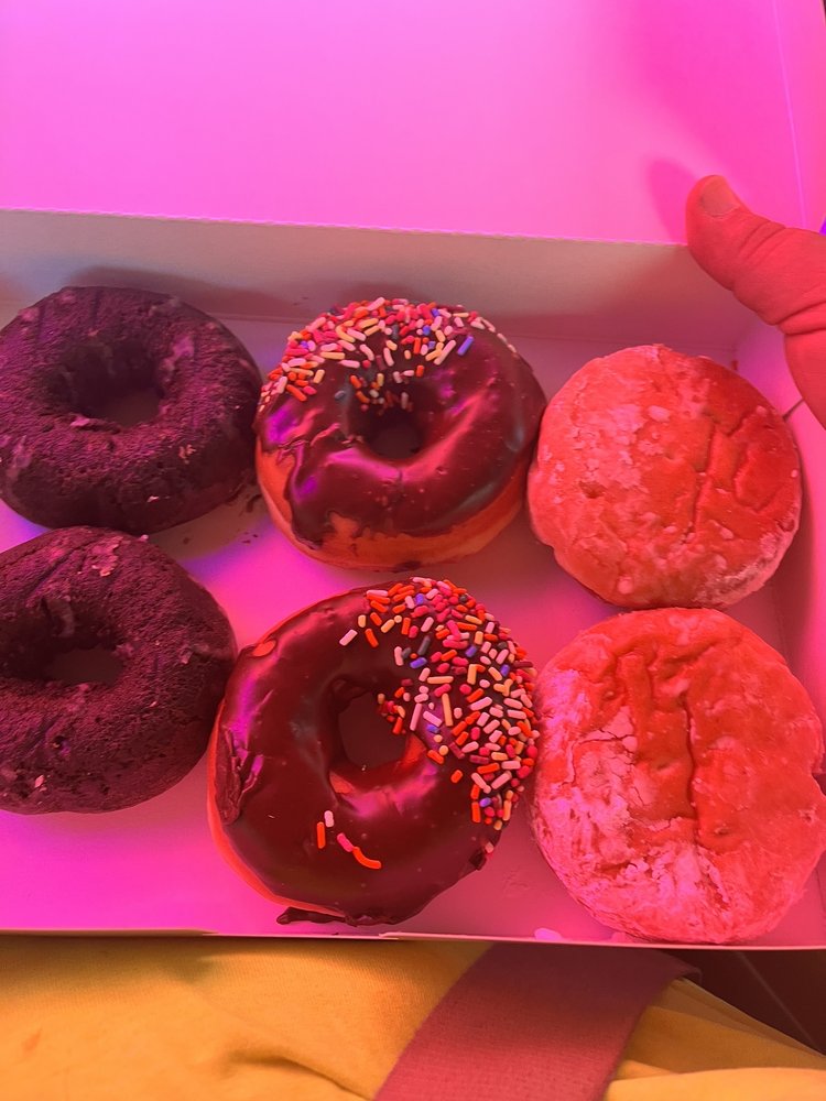 DUNKIN’ Updated April 2024 2165 West Main St, Tupelo, Mississippi