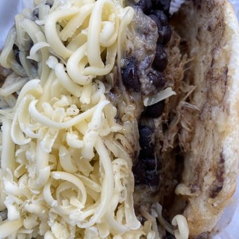 Chellas Arepa Kitchen - Pernil Arepa - Venezuelan Near Me - Lancaster, Pennsylvania
