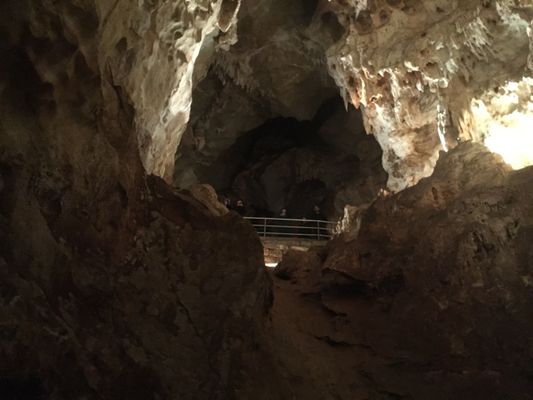 Jenolan Caves by null