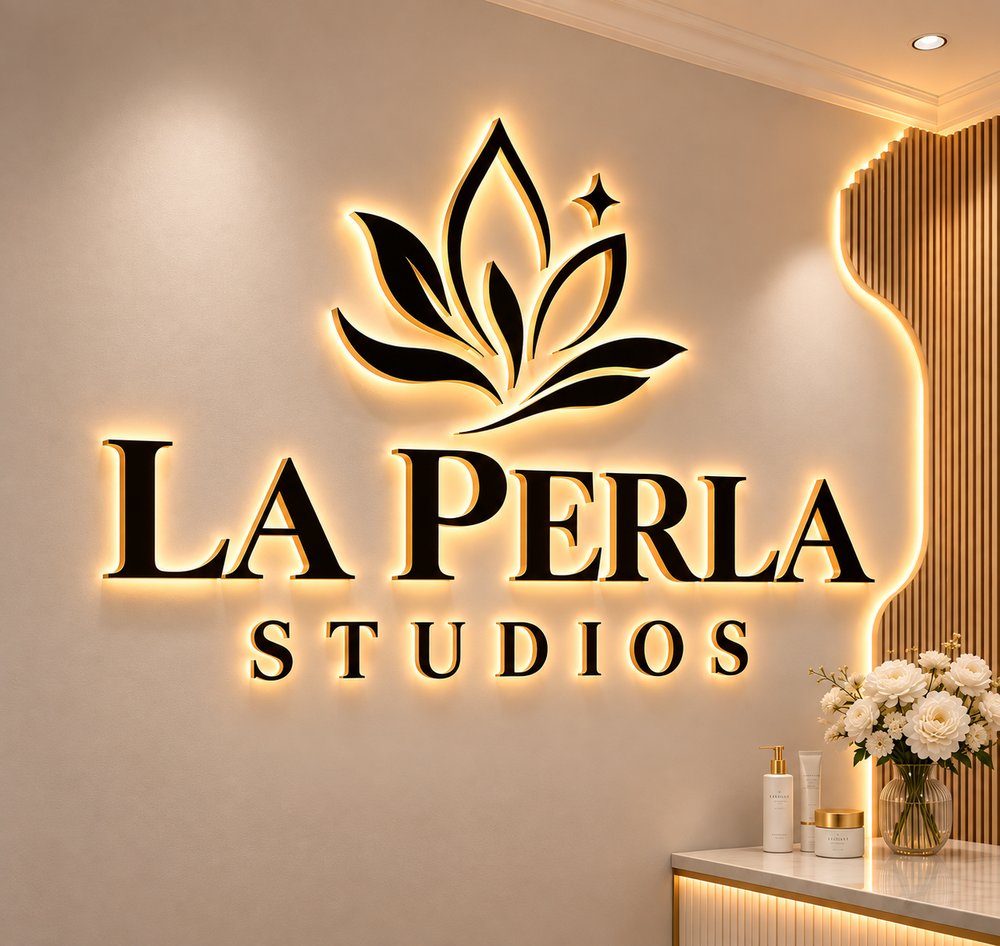 La Perla Studios Logo