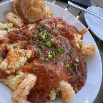 Spoke & Hub - Shrimp and Grits - Breakfast & Brunch Near Me - Baton Rouge, Louisiana