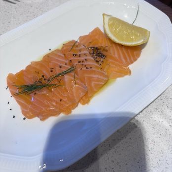 Eataly - Short Hills - Salmon Crudo - Pizza Near Me - Millburn, New Jersey