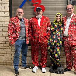 Sold Auction House - You will have a great time with the best crew in Springfield!