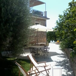 Tenuta Don Paolino - Esterno del B&B - zona colazioni e relax