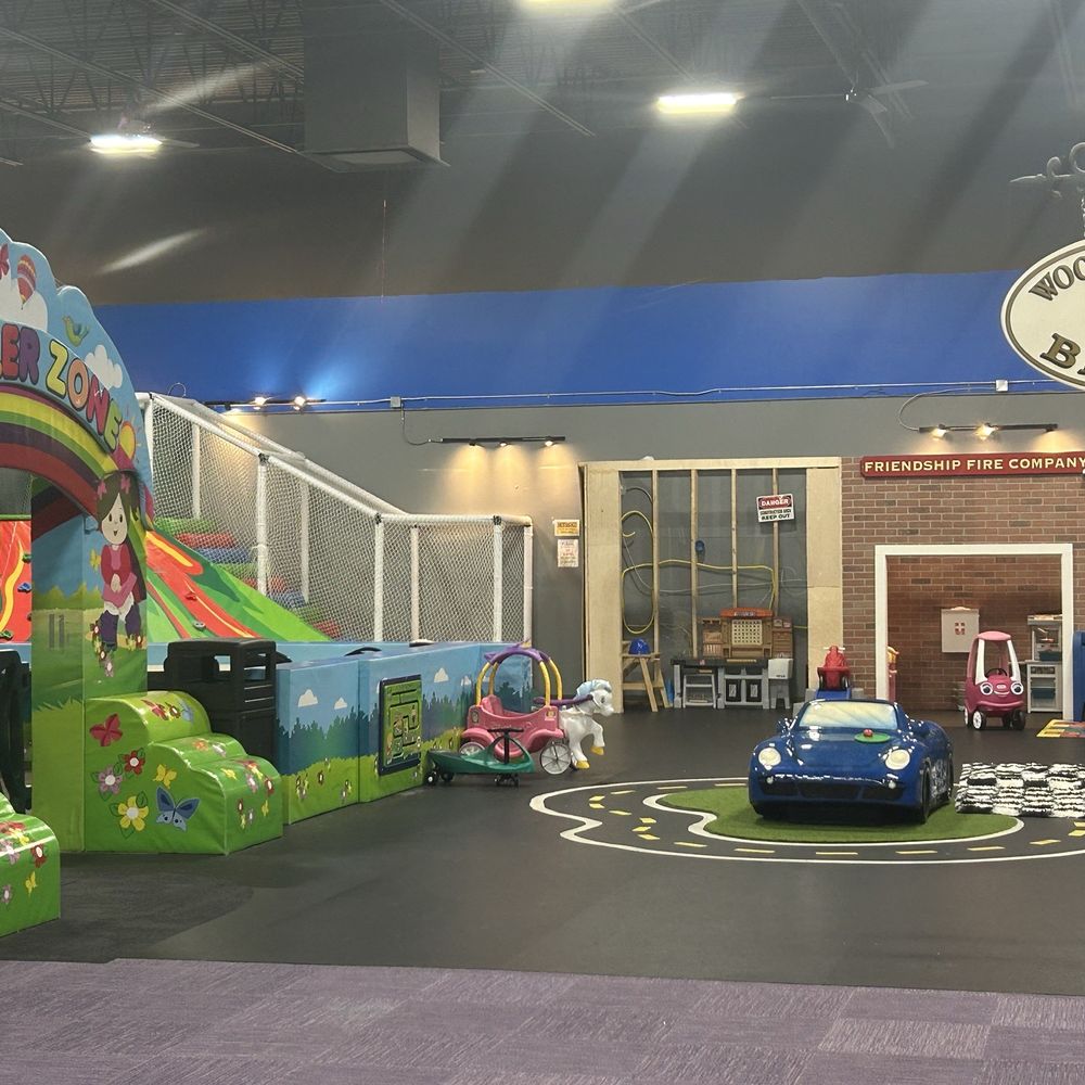 Friendship Fortress - Play play play! - Gyms Near Me - Buffalo, New York