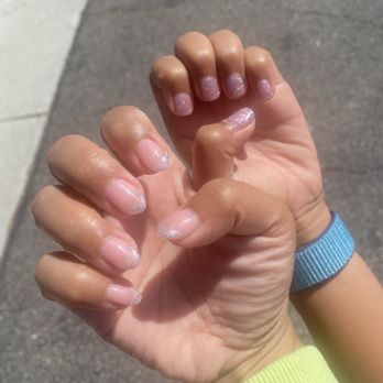 Luxury Nails & Spa - Nail Salons Near Me - Huntington Beach, California
