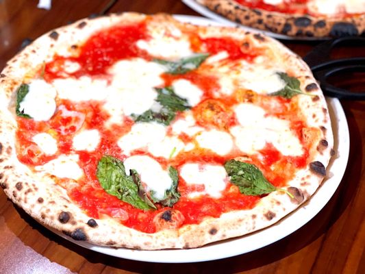 Pizzeria 22 by null