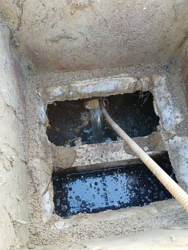 Slide of Flow Fix Services