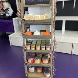 Royalty's Wine & Liquor - Candles