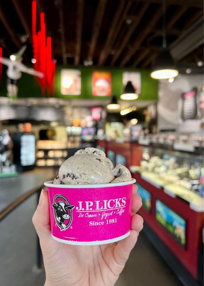 J.P. LICKS JAMAICA PLAIN Updated September 2024 138 Photos & 373