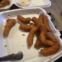 Hush puppies was under the fish as usual. Hush puppies was under the fish as usual.
