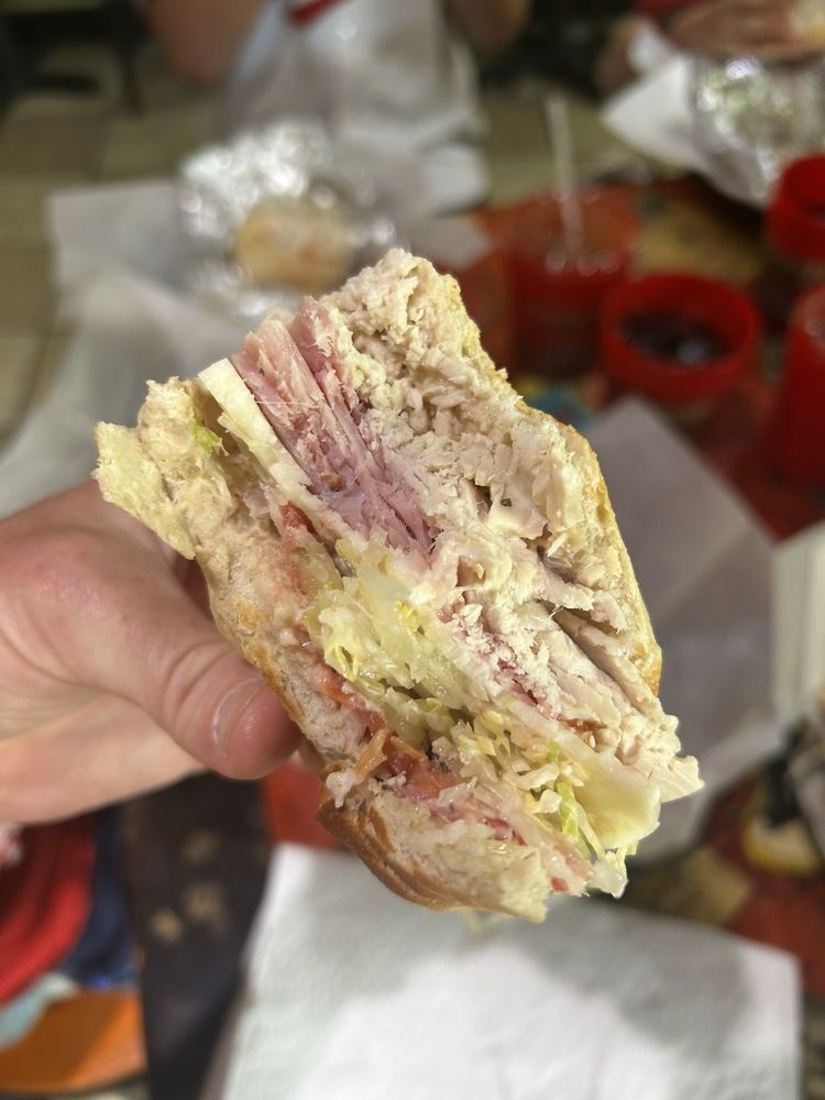 Dagwood's Deli Logo