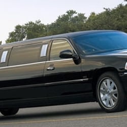 Crown Limo Kansas - Black Limousine seats 10 comfortably