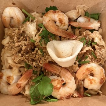 Banh Mi & U - Garlic Noodles with Shrimp - Vietnamese Near Me - Centennial, Colorado Banh Mi & U - Garlic Noodles with Shrimp - Vietnamese Near Me - Centennial, Colorado