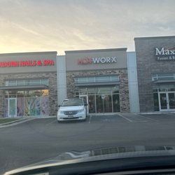 HOTWORX - Cedar Park
